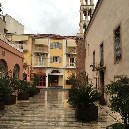 Old Town Apartment Next To Seafront Promenade 나플리오 외부 사진