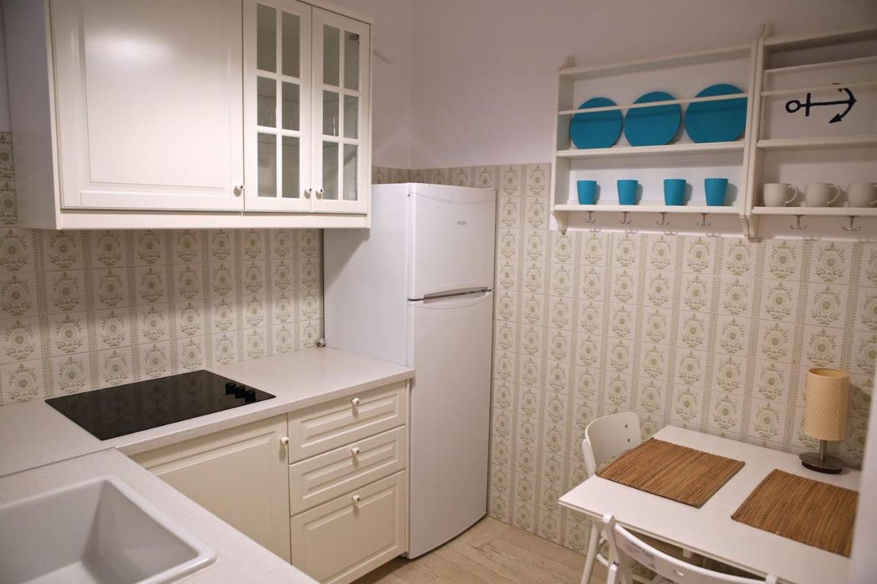 Old Town Apartment Next To Seafront Promenade 나플리오 외부 사진